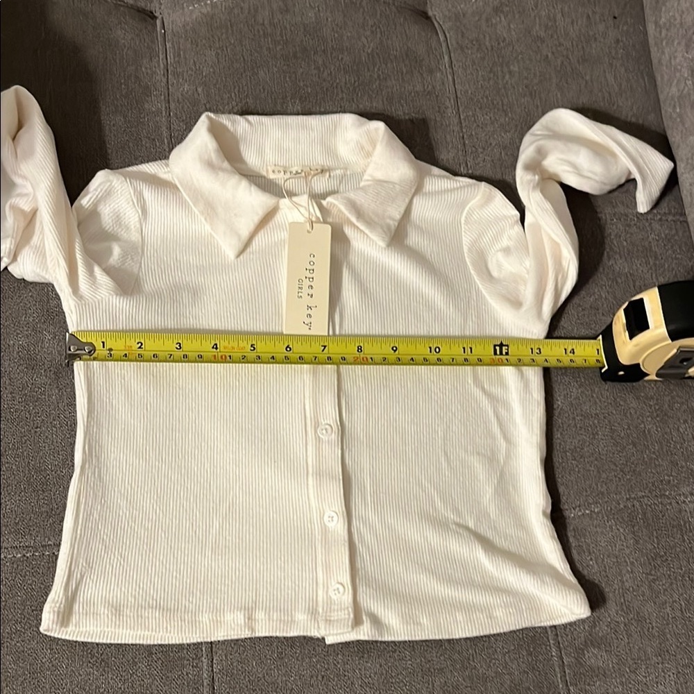 Copper Key Cream Ribbed Button-Up Shirt - Picture 5 of 9